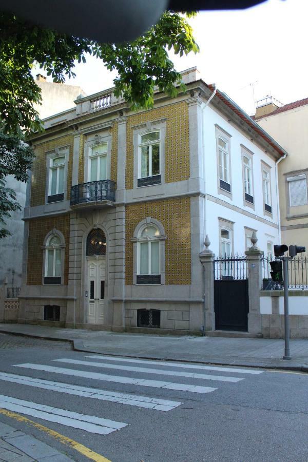 Istudios Belas Arts Porto Exterior foto